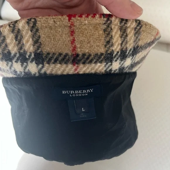 BURBERRY Nova Check Bucket Hat - Picture 6 of 10